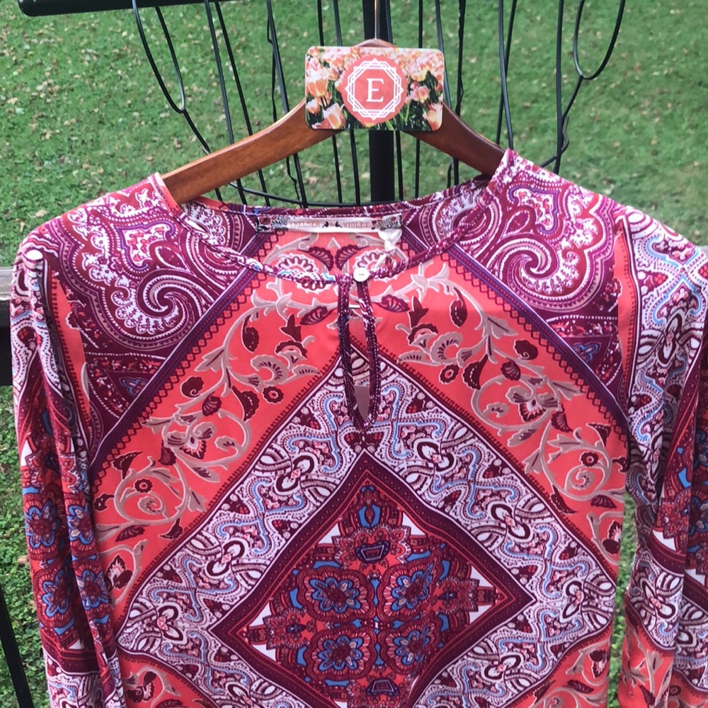 Chelsea & Violet Boho Style Long Sleeve Dress - Picture 2 of 5